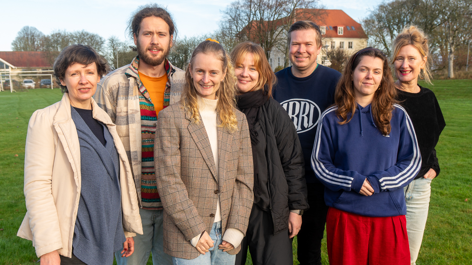 deltagare på en gräsplan