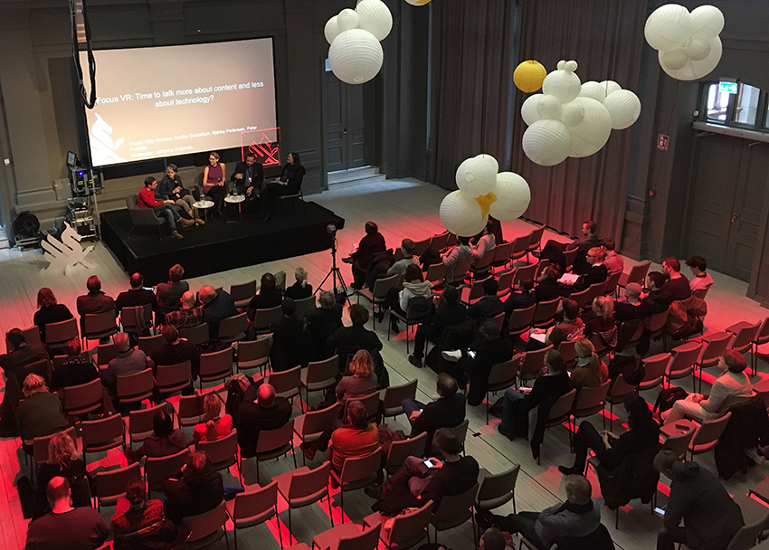 Paneldiskussion om VR, teknik och innehåll