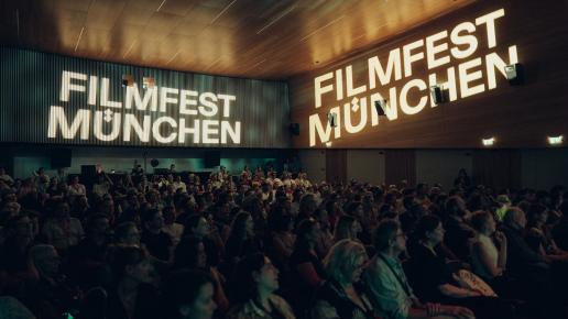 Salong med texten Filmfest Munchen